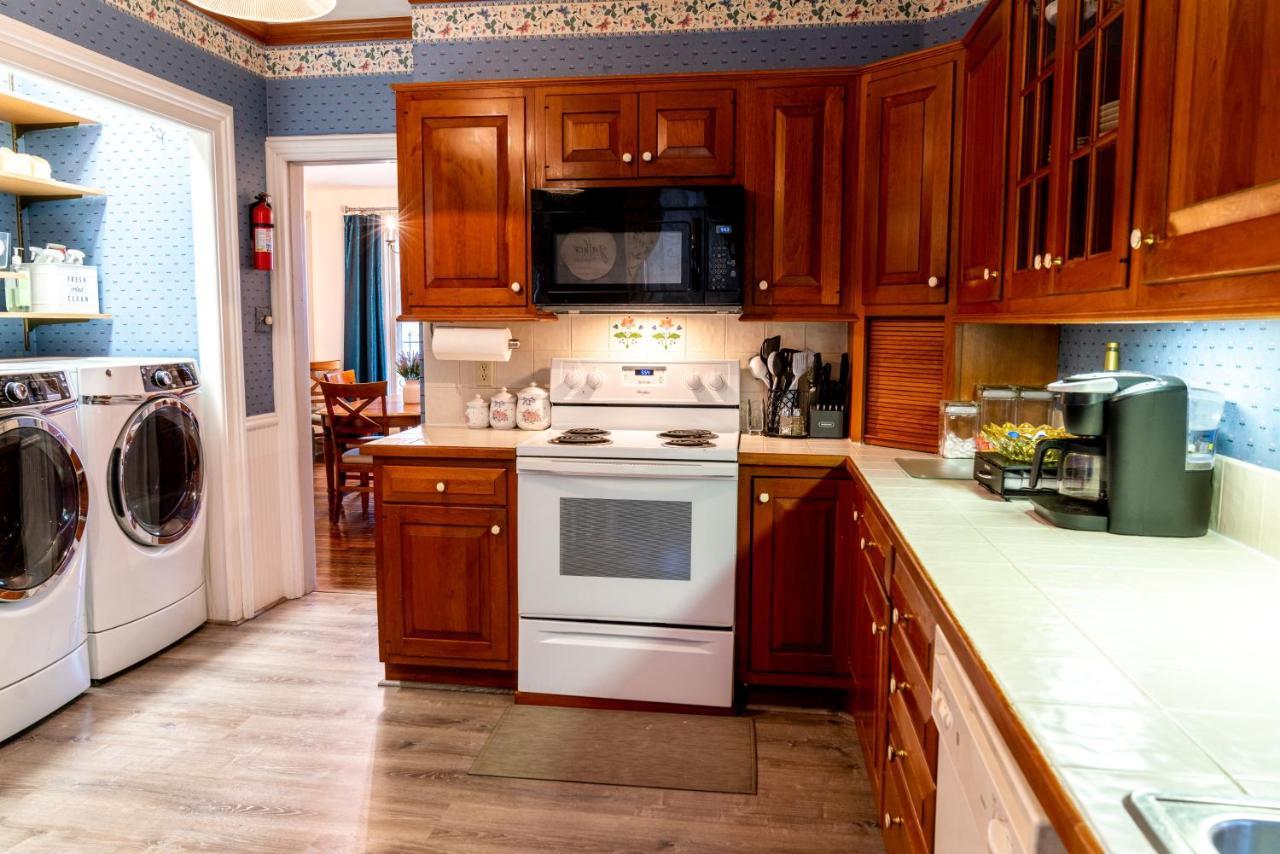 Charming Executive Victorian Mansion W/ Free Parking - Near Bucknell Villa Milton Eksteriør bilde